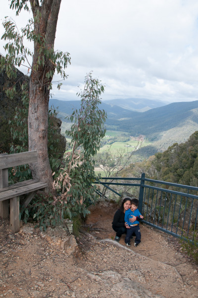 Around the Victorian Mountains Around the Victorian Mountains